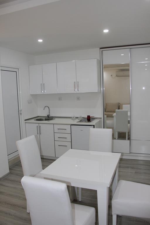 Apartments California ウルツィニ エクステリア 写真