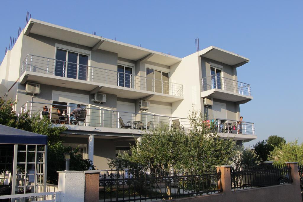 Apartments California ウルツィニ エクステリア 写真